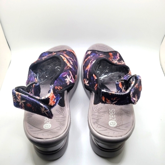 Bzees 10W Women's Viva Sandal Floral Wedge Heel Slip On Casual Comfy Summer - Picture 4 of 14